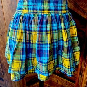 Hollister plaid skirt with pockets size M